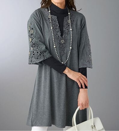 BELLUNA（ベルーナ）の「カットワーク刺しゅうデザインチュニック（チュニック）」