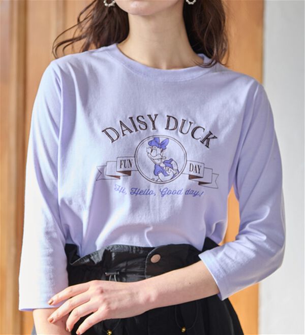 BELLUNA（ベルーナ）の「＜Ｄｉｓｎｅｙ＞【デイジー】プリント7分袖Tシャツ（Tシャツ）」｜詳細画像