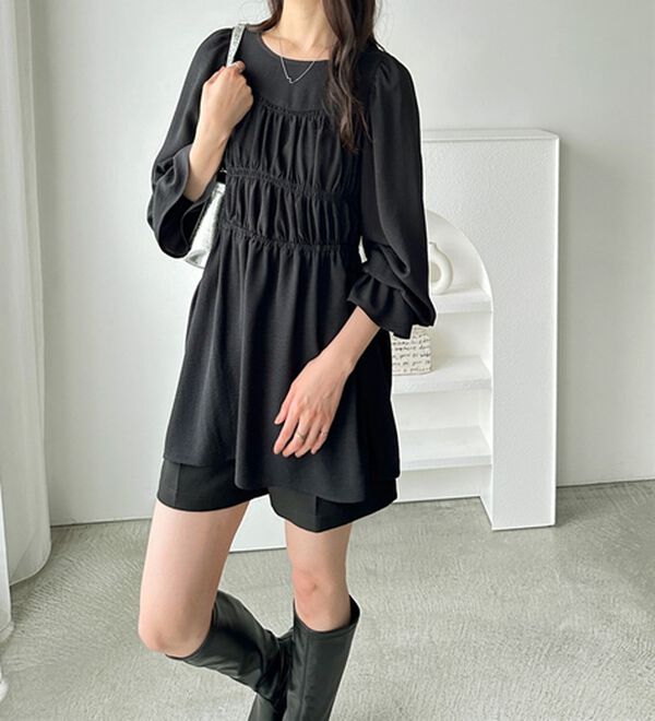 GeeRA（ジーラ）の「シャーリングビスチェデザインチュニックブラウス（ブラウス）」｜詳細画像