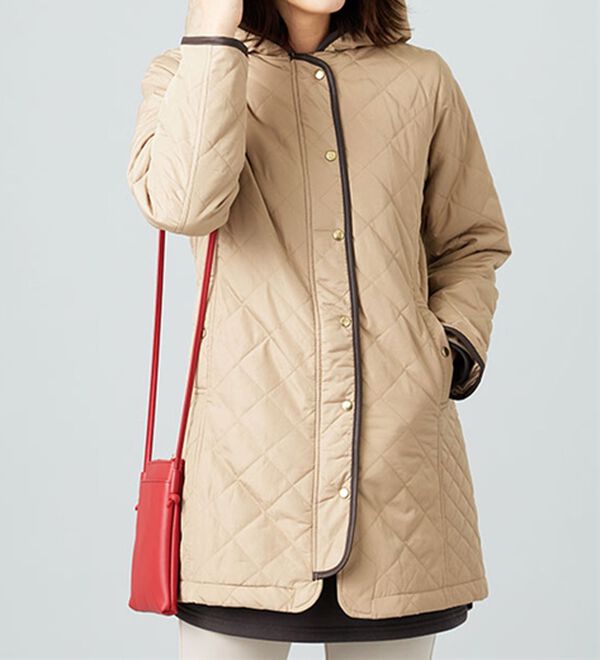 BELLUNA（ベルーナ）の「パイピング使いキルトデザインコート（ロングコート）」｜詳細画像