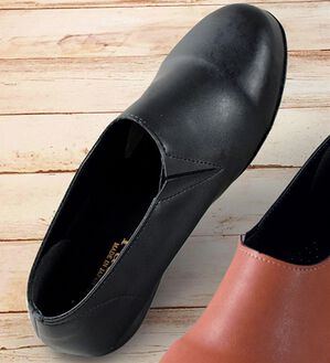 「健康運動指導士ＴＯＫＩ先生監修やわらかストレッチシューズ（フラットシューズ）」｜ブラック