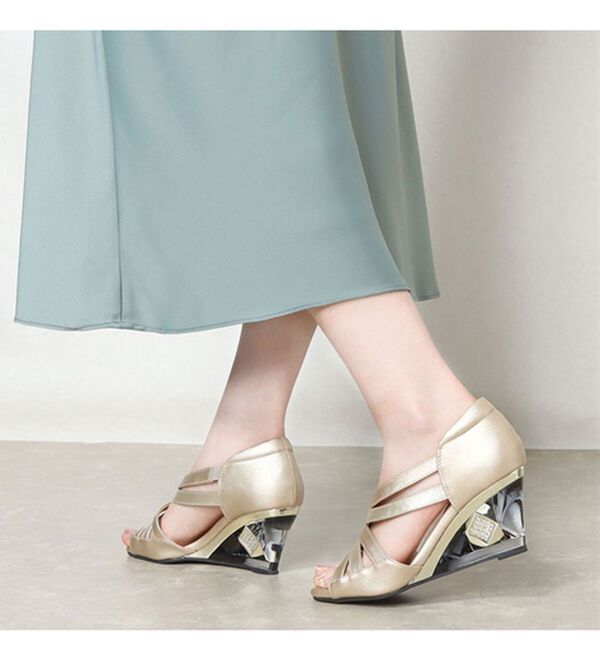 BELLUNA（ベルーナ）の「ジュエルヒールエレガントラインサンダル（パンプス）」｜詳細画像