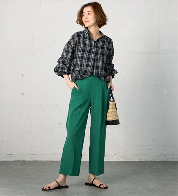 BELLUNA（ベルーナ）の「サラリ美脚見え！タック使いワイドパンツ（ワイドパンツ・ガウチョ）」｜詳細画像