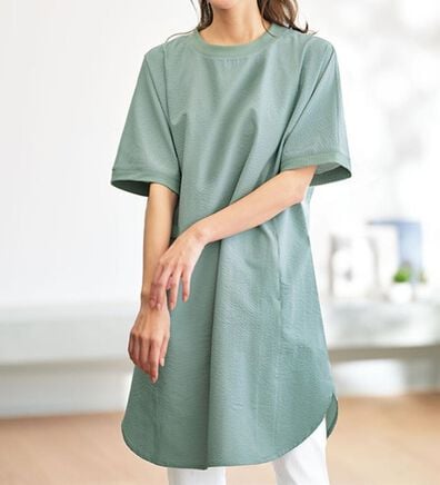 BELLUNA（ベルーナ）の「サラリ速乾！サッカー素材ゆったりチュニック（チュニック）」