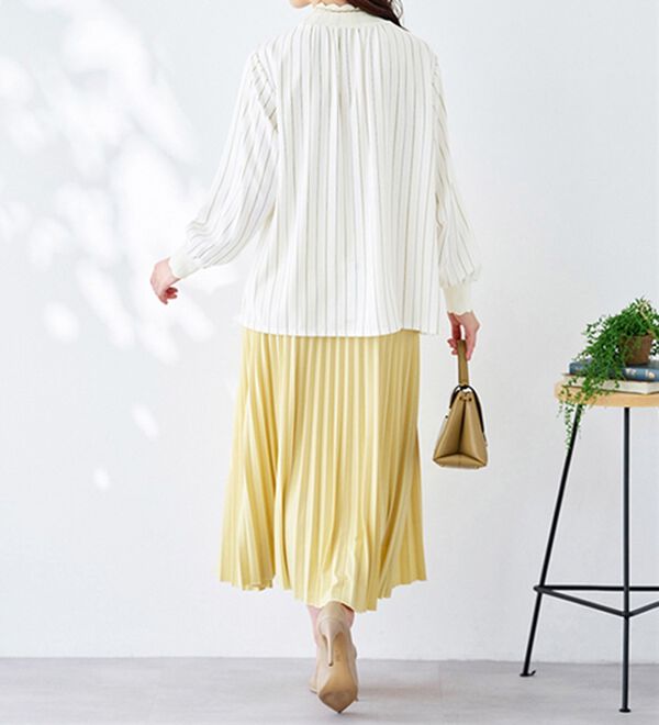 BELLUNA（ベルーナ）の「衿＆袖ニット使い美人顔ブラウス（ブラウス）」｜詳細画像