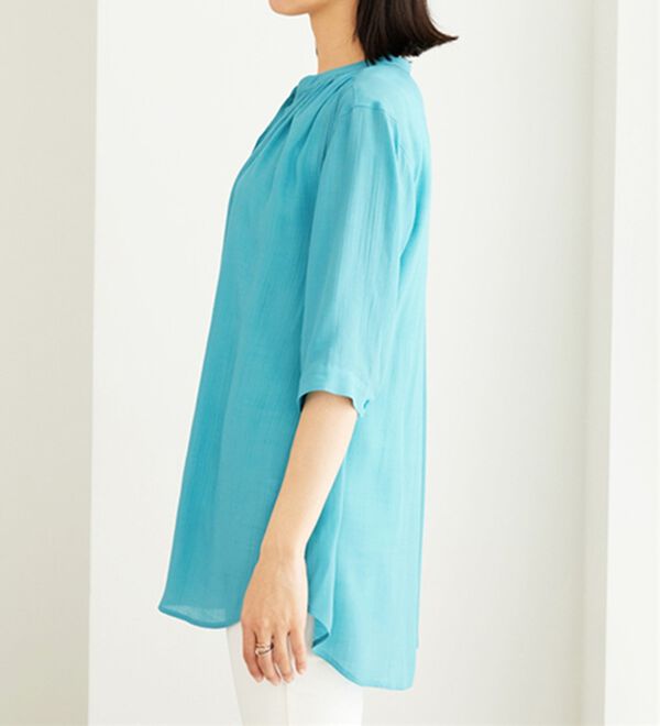 BELLUNA（ベルーナ）の「スラブ素材スキッパーデザインシャツチュニック（チュニック）」｜詳細画像