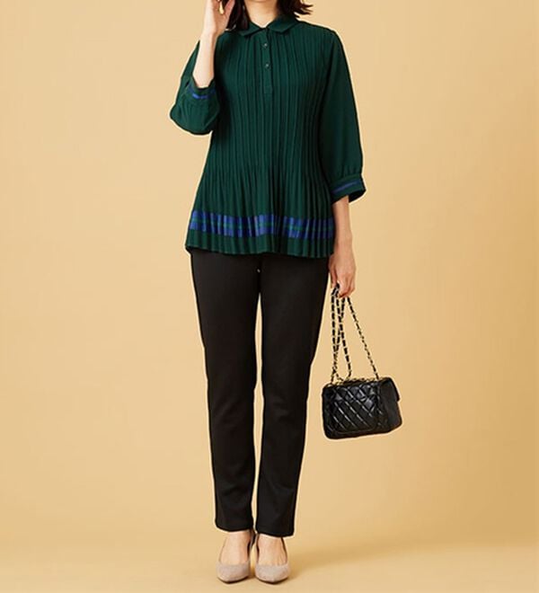 BELLUNA（ベルーナ）の「【Ｌａｇｒｉｌｕａ】配色ライン使いプリーツブラウス（ブラウス）」｜詳細画像