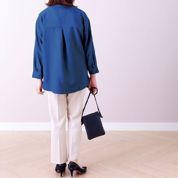 BELLUNA（ベルーナ）の「カルゼ素材裾タックスキッパーチュニック（チュニック）」｜詳細画像