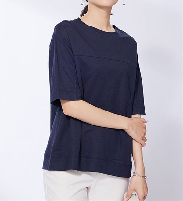 BELLUNA（ベルーナ）の「涼感素材切替デザインプルオーバー（カットソー）」｜詳細画像