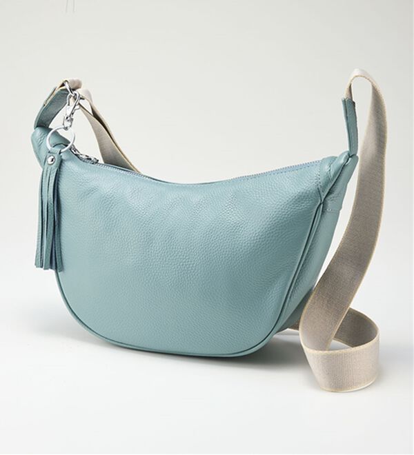 BELLUNA（ベルーナ）の「牛革舟形ショルダー（ショルダーバッグ）」｜詳細画像