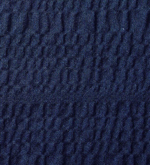 BELLUNA（ベルーナ）の「サッカー素材後ろボタンデザインブラウス（ブラウス）」｜詳細画像