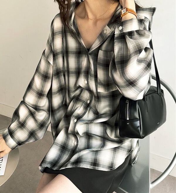 GeeRA（ジーラ）の「羽織にも◎フード付きオーバーサイズシャツ（シャツ）」｜詳細画像