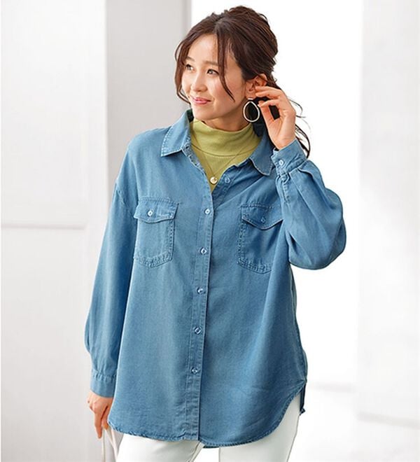 BELLUNA（ベルーナ）の「デニム素材ポケット付ゆったりシャツ（チュニック）」｜サックス