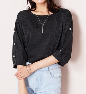 BELLUNA（ベルーナ）の「ラメ調肩ボタンデザインプルオーバー（カットソー）」｜黒