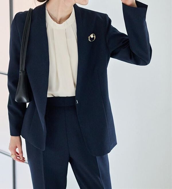 RANAN（ラナン）の「【選べる衿】洗える！春夏ロングシーズン着用可能ベーシック２点ライトスーツ（パンツスーツ）」｜詳細画像