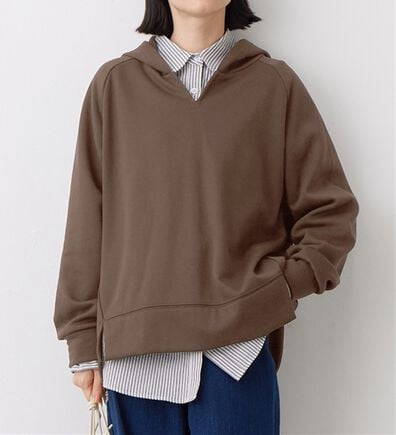 Viola e Viola（ヴィオラ エ ヴィオラ）の「【蓄熱保温】裏ファーVネックゆるシルエットパーカー（パーカー）」