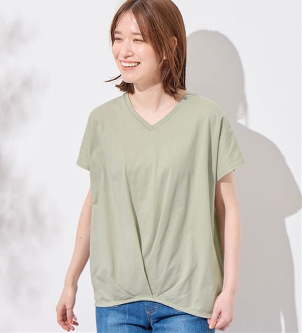 Viola e Viola（ヴィオラ エ ヴィオラ）の「綿１００％ゆったり裾タックＴシャツ（Tシャツ）」｜ミント