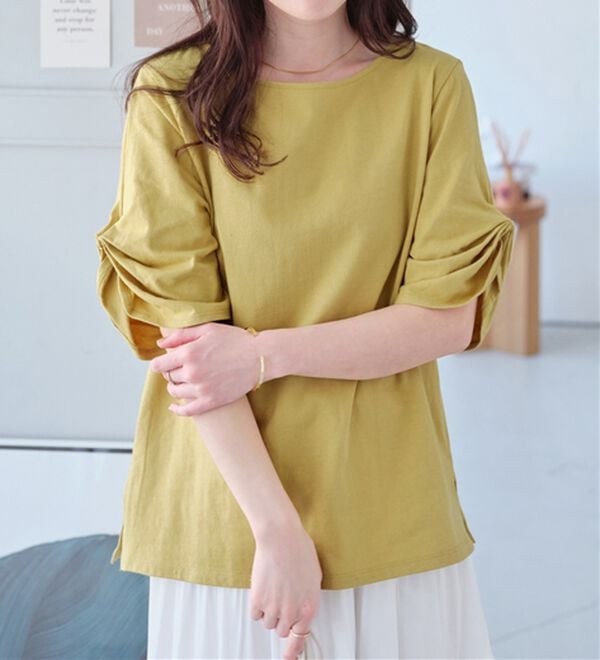 Viola e Viola（ヴィオラ エ ヴィオラ）の「綿１００％袖タックＴシャツ（Tシャツ）」｜詳細画像