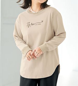 BELLUNA（ベルーナ）の「綿１００％抗菌防臭ロゴＴシャツ（カットソー）」｜ベージュ