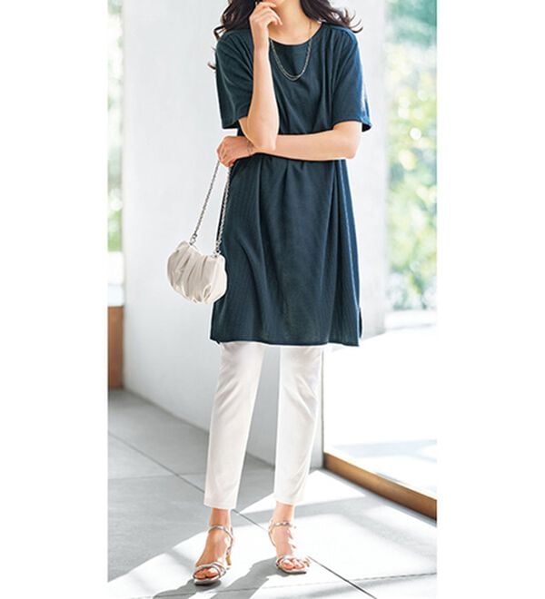 BELLUNA（ベルーナ）の「かのこ素材肩タックデザインワンピース（チュニック）」｜詳細画像