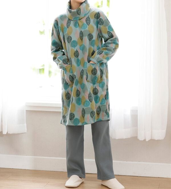 LAVIENNE（ラヴィエンヌ）の「ソフトでかるぽかフリースパジャマ　ワンピース（パジャマ・ルームウェア）」｜グリーン北欧