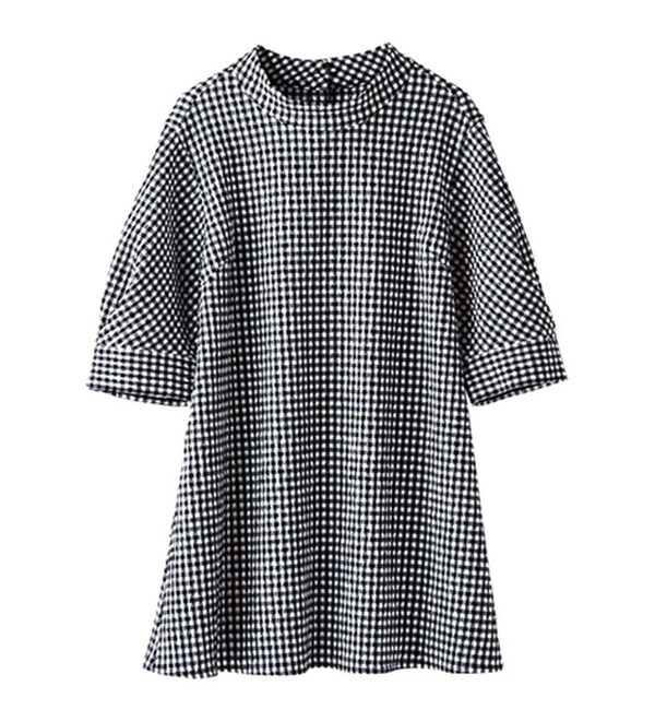 BELLUNA（ベルーナ）の「サッカー素材後ろボタンデザインブラウス（ブラウス）」｜詳細画像