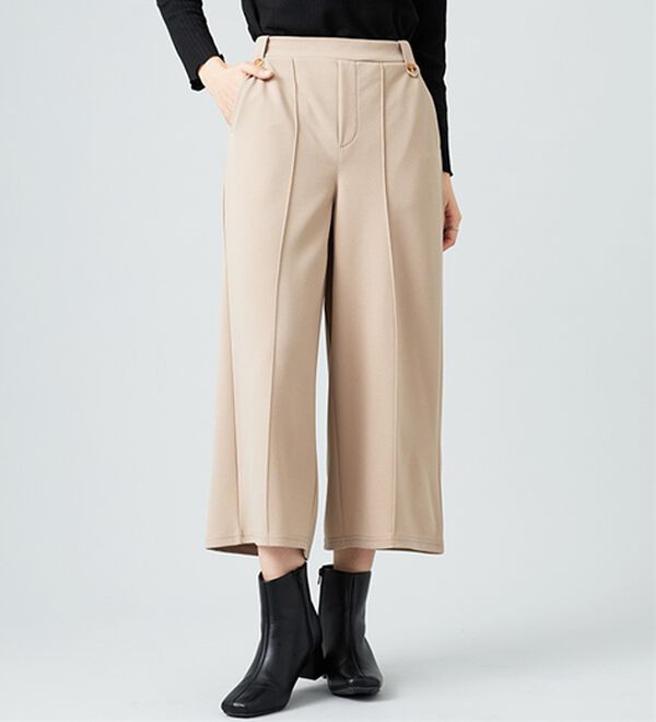 BELLUNA（ベルーナ）の「ツイルストレッチ素材ワイドパンツ（その他パンツ）」｜ベージュ