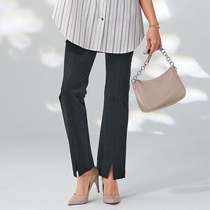 BELLUNA（ベルーナ）の「【日本製】綿混ポンチ素材スリット入り美脚パンツ（フルレングスパンツ）」｜黒