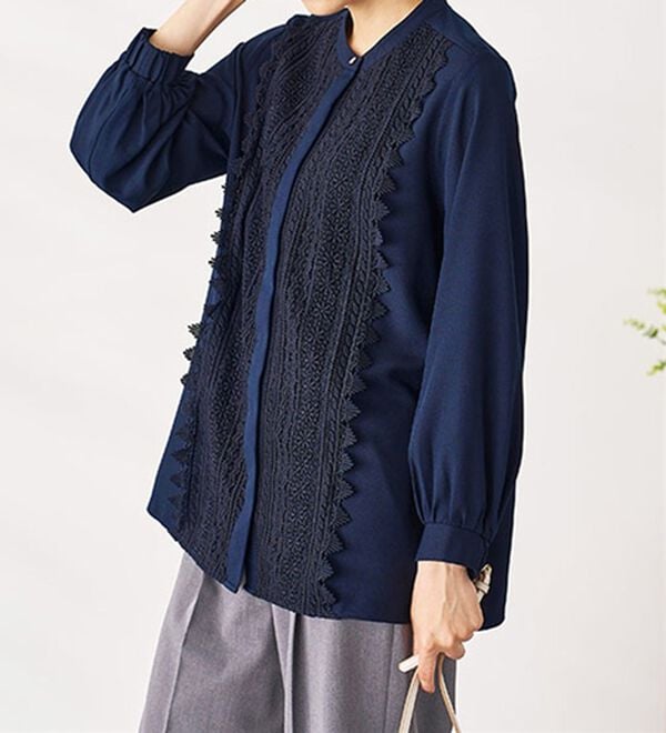BELLUNA（ベルーナ）の「ケミカルレース上品シャツチュニック（チュニック）」｜詳細画像