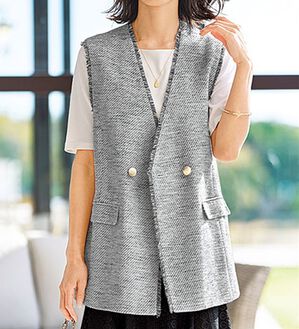 BELLUNA（ベルーナ）の「ファンシーツイード素材金ボタン使いジレ（ジレ）」｜モノトーン