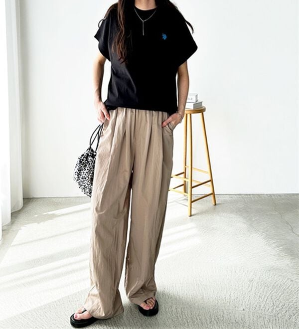 GeeRA（ジーラ）の「さらとろ素材が嬉しい！ダブルタックワイドパンツ（フルレングスパンツ）」｜詳細画像