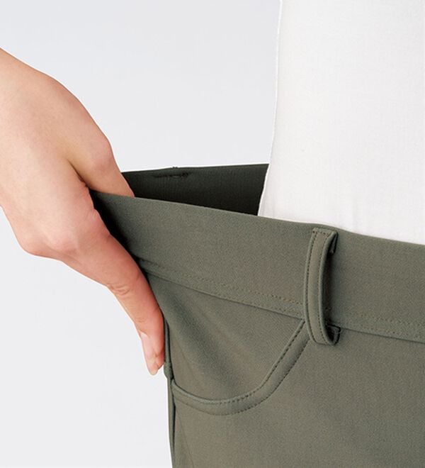 BELLUNA（ベルーナ）の「マシュマロみたいな裏ベロアなめらかストレッチパンツ（フルレングスパンツ）」｜詳細画像