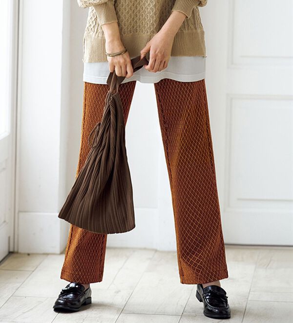 BELLUNA（ベルーナ）の「クラシカルジャカード小紋柄セミワイドパンツ（ワイドパンツ・ガウチョ）」｜詳細画像