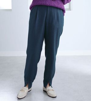 BELLUNA（ベルーナ）の「ツイル素材パンツ（フルレングスパンツ）」｜ネイビー