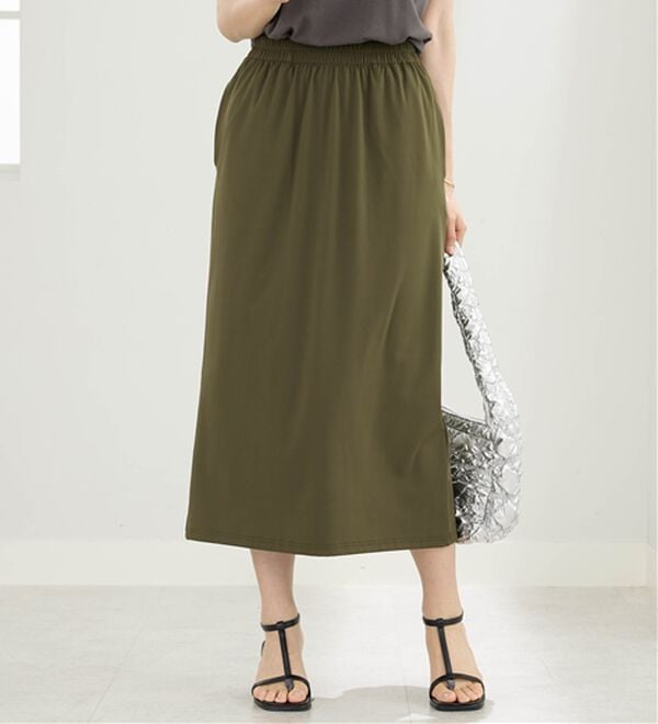 BELLUNA（ベルーナ）の「【セットアップ】重ね着風プルオーバー＆スカートセット（アンサンブル）」｜詳細画像