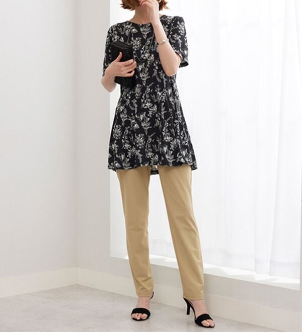 BELLUNA（ベルーナ）の「【接触冷感】フレアーシルエットプリントチュニック（チュニック）」｜詳細画像