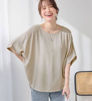 Viola e Viola（ヴィオラ エ ヴィオラ）の「華奢見えドルマンスリーブブラウス（ブラウス）」｜ライトベージュ