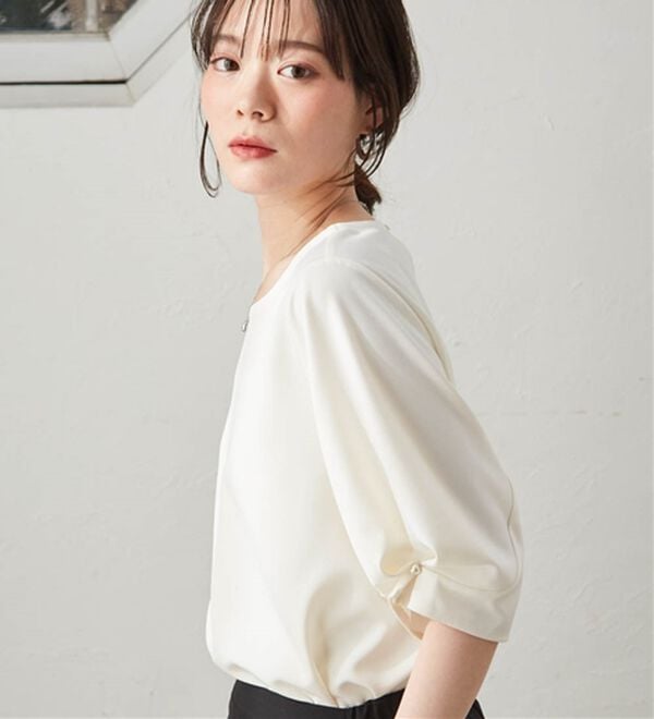 RANAN（ラナン）の「【ひんやり】袖タックデザインきれい見えブラウス（ブラウス）」｜詳細画像