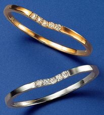 ルフラン（ルフラン）の「１８金・プラチナソフトＶラインリング（リング）」