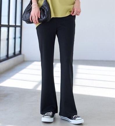 BELLUNA（ベルーナ）の「シュッと体型カバー！ジャストフィットフレアーパンツ（フルレングスパンツ）」