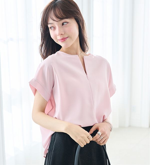 RANAN（ラナン）の「【汗シミ防止】ひんやり&防シワ前後2WAYハーフジップブラウス（ブラウス）」｜詳細画像