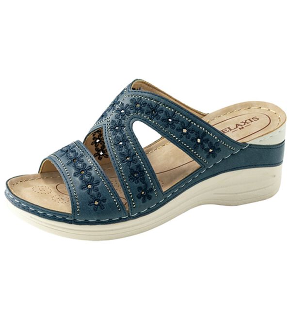 BELLUNA（ベルーナ）の「刺しゅうデザイン美脚魅せミュール（サンダル・ミュール）」｜ネイビー