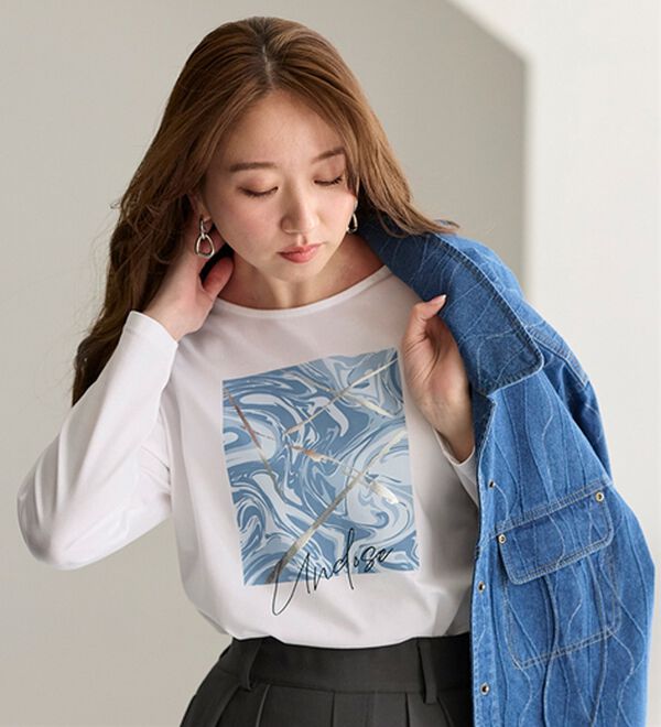 BELLUNA（ベルーナ）の「一枚で着映えるデコラＴ（長袖）（チュニック）」｜詳細画像