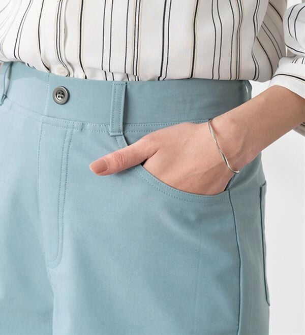 BELLUNA（ベルーナ）の「サラリ裏メッシュ！美脚ストレッチワイドパンツ（ワイドパンツ・ガウチョ）」｜詳細画像