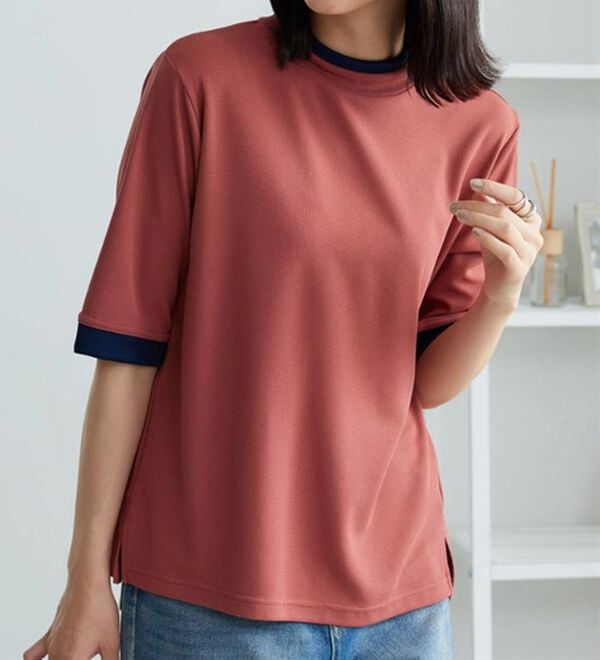 BELLUNA（ベルーナ）の「配色デザインハイネックプルオーバー（カットソー）」｜詳細画像