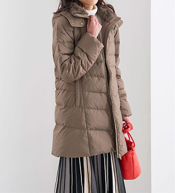 BELLUNA（ベルーナ）の「フレンチダウン使いロング丈デザインコート（ロングコート）」｜詳細画像