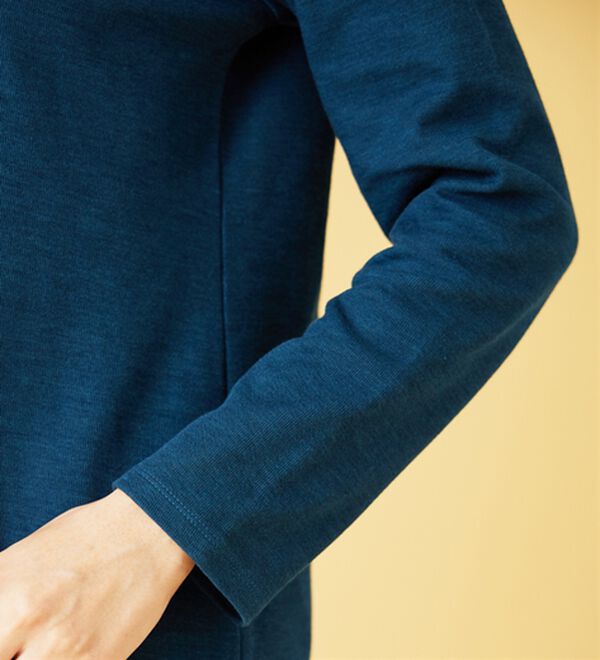 BELLUNA（ベルーナ）の「肌に優しい吸湿発熱ふんわりプルオーバー（カットソー）」｜詳細画像