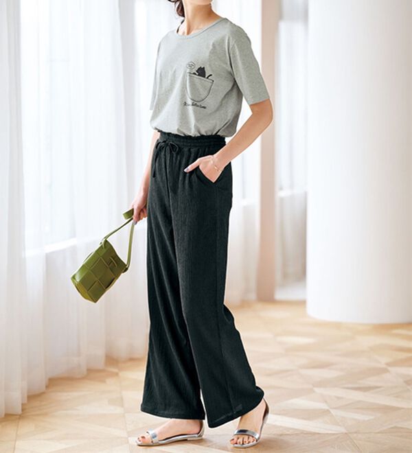 BELLUNA（ベルーナ）の「綿１００％プリントＴシャツ（Tシャツ）」｜詳細画像