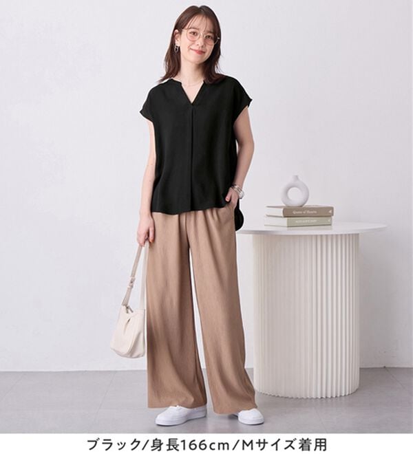 Viola e Viola（ヴィオラ エ ヴィオラ）の「さらさらＥＡＳＹスキッパーフレンチスリーブブラウス（ブラウス）」｜詳細画像