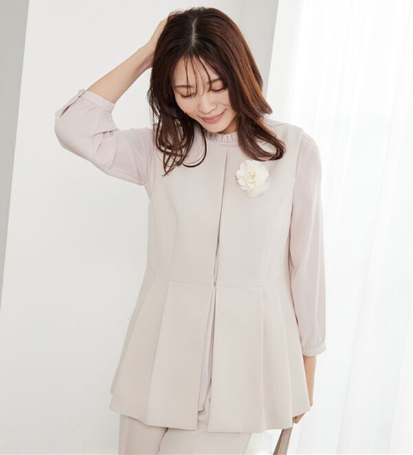 BELLUNA（ベルーナ）の「＜Ｃ／Ｓ＞ノーカラーペプラムジレ（ベスト）」｜詳細画像